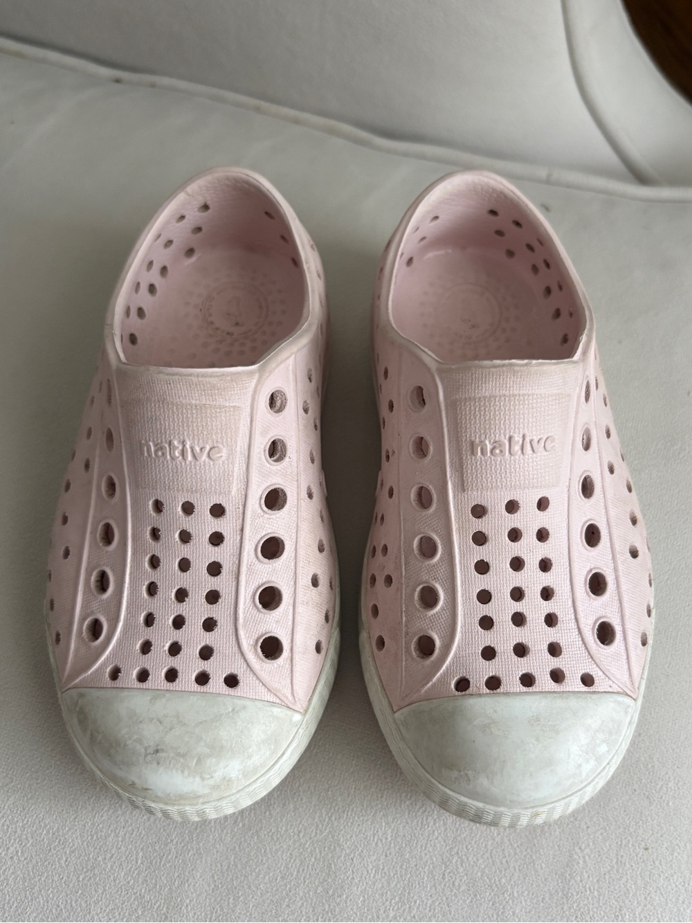 Native Kids Slip-On Water Shoes in Pale Pink with White Toe